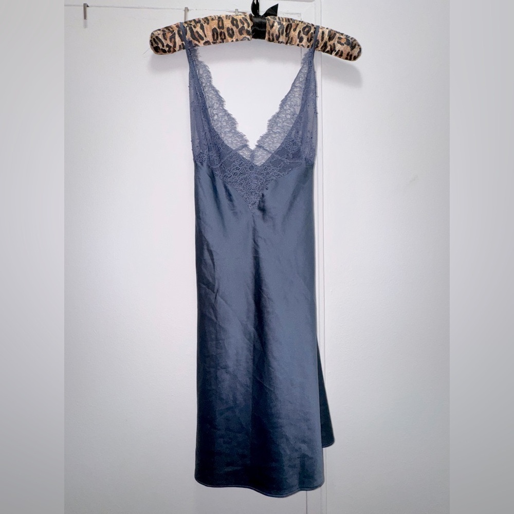Victoria’s Secret Babydoll Top or Slip Dress Blue Gray Lace Large Criss Cross